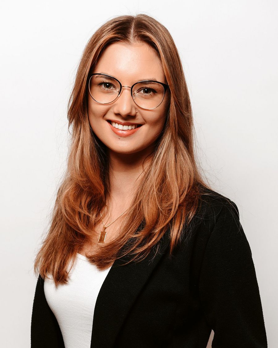 Marei Kloss, Wirtschaftsfachwirtin der Kloss Bau GmbH Marei Kloss, Wirtschaftsfachwirtin der Kloss Bau GmbH