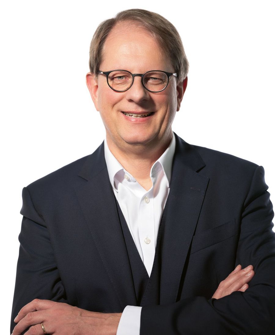 NeXtWind Management GmbH Prof. Dr. Werner Süss NeXtWind Management GmbH Prof. Dr. Werner Süss