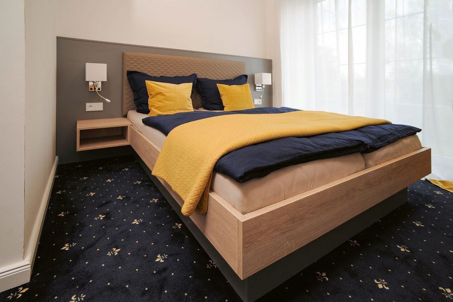 Schiffler-Möbel GmbH Bett