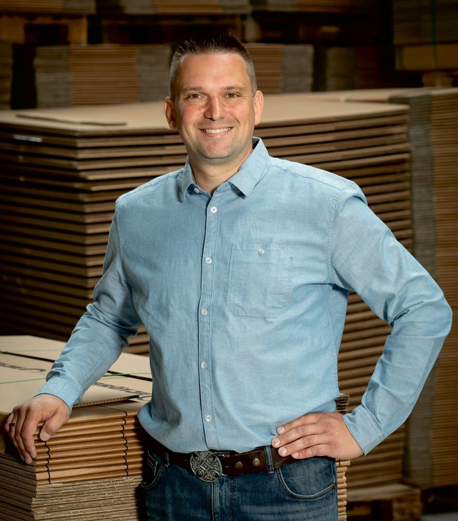 Florian Münch-Glatzer, Geschäftsführer der Oldenburger Kartonagen-fabrik U. Burmeister GmbH Florian Münch-Glatzer, Geschäftsführer der Oldenburger Kartonagen-fabrik U. Burmeister GmbH