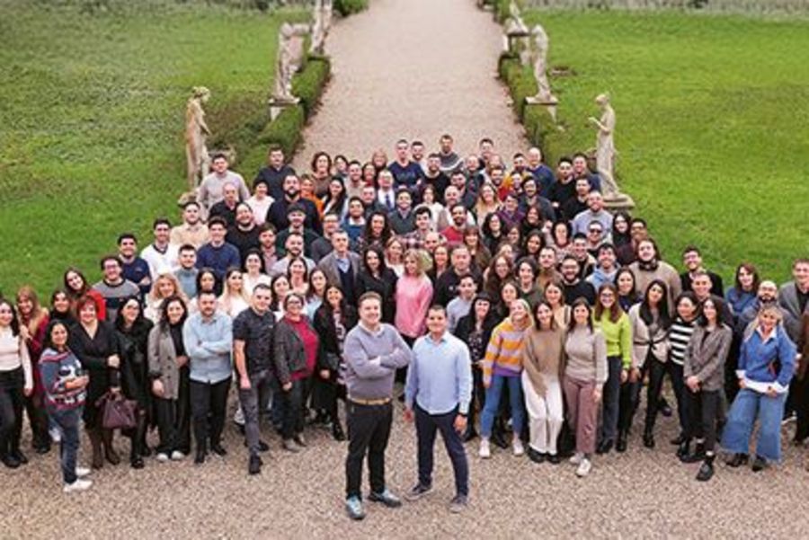  BizAway Srl Team
