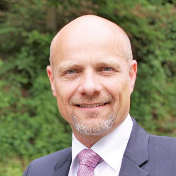 Ing. Mag. Klaus Wurz, Geschäftsführer der WRS Energie- u. Baumanagement GmbH Ing. Mag. Klaus Wurz, Geschäftsführer der WRS Energie- u. Baumanagement GmbH