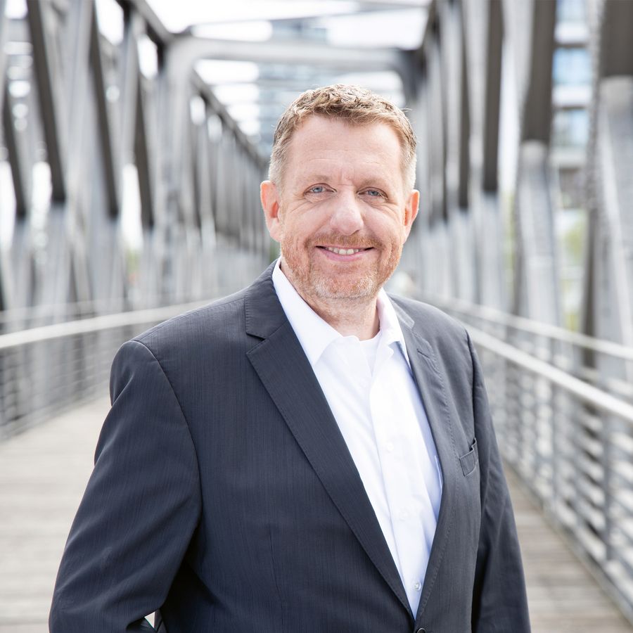 GVÖ Gebinde-Verwertungsgesellschaft der Mineralölwirtschaft mbH Dirk Kopplow, Geschäftsführer GVÖ Gebinde-Verwertungsgesellschaft der Mineralölwirtschaft mbH Dirk Kopplow, Geschäftsführer