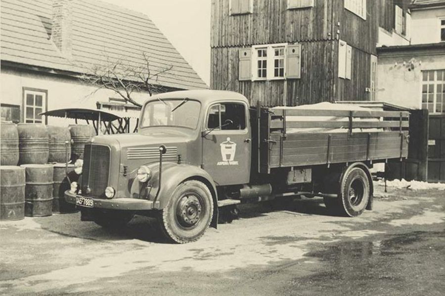 Häffner GmbH & Co. KG historisches Transportfahrzeug Häffner GmbH & Co. KG historisches Transportfahrzeug