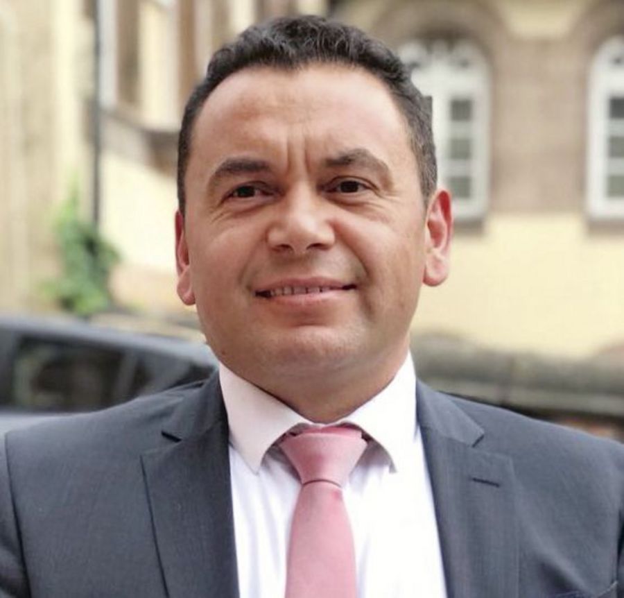 Flossmann & Grünbeck GmbH Cengiz Sahin, Geschäftsführer der Flossmann & Grünbeck GmbH Flossmann & Grünbeck GmbH Cengiz Sahin, Geschäftsführer der Flossmann & Grünbeck GmbH