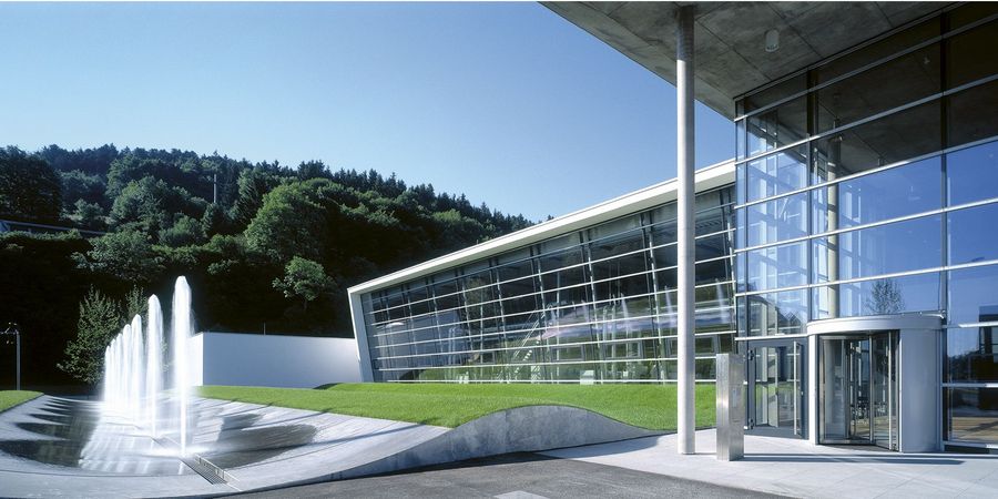 RSE + Architekten Ingenieure GmbH Aesculap Benchmark Factory in Tuttlingen RSE + Architekten Ingenieure GmbH Aesculap Benchmark Factory in Tuttlingen