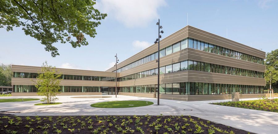 HARMSEN KOMTEC GMBH Gebäudekomplex des Deutschen Wetterdienstes HARMSEN KOMTEC GMBH Gebäudekomplex des Deutschen Wetterdienstes
