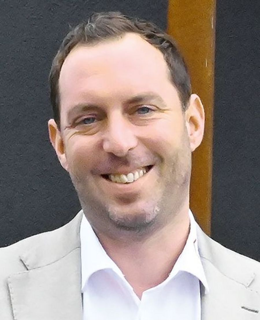 Marius Ollinger, Gesellschafter der ZAHL Gebäudetechnik KG Marius Ollinger, Gesellschafter der ZAHL Gebäudetechnik KG