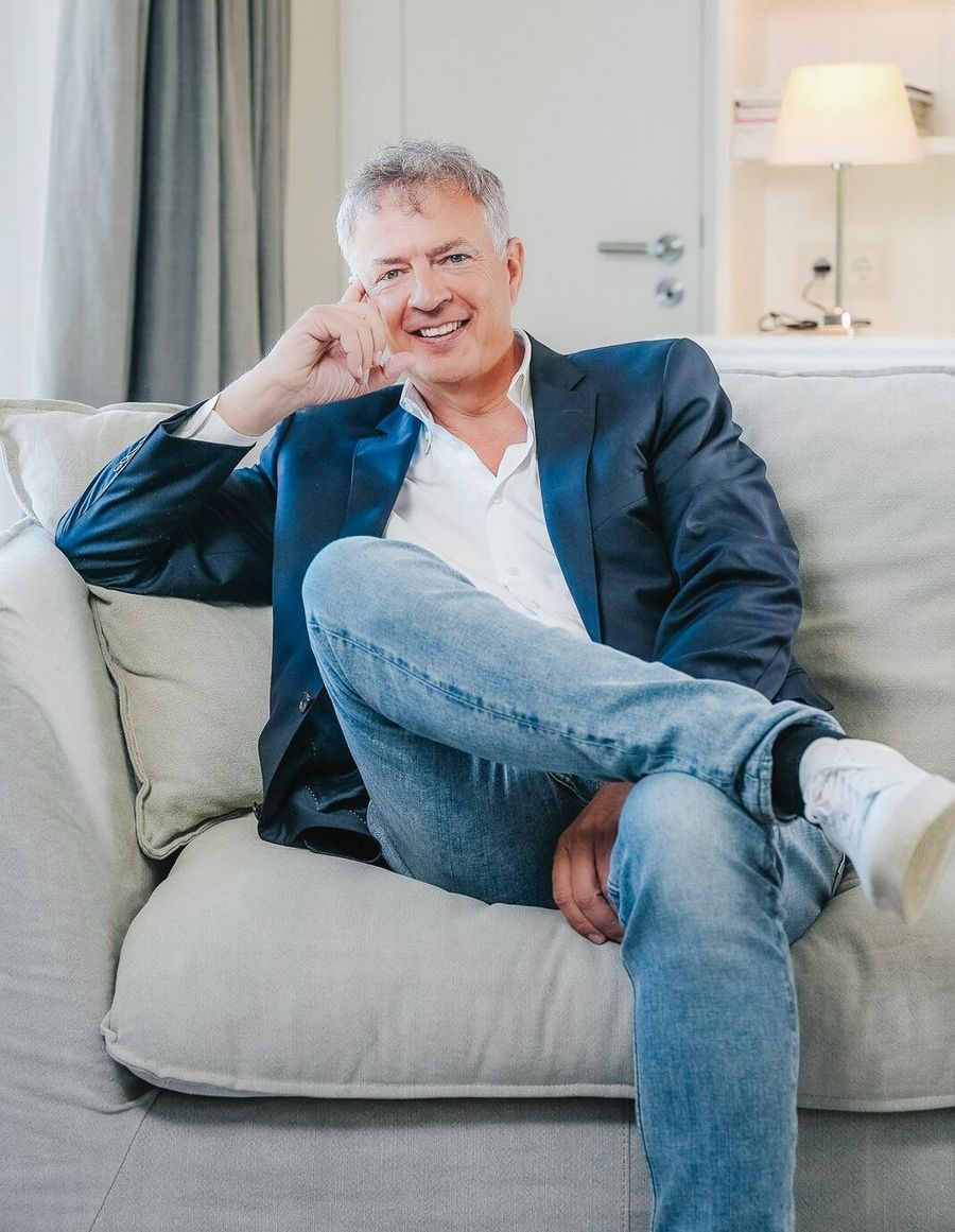 Peter Peters, Geschäftsführender Gesellschafter der Peter Peters Immobilien GmbH & Co. KG Peter Peters, Geschäftsführender Gesellschafter der Peter Peters Immobilien GmbH & Co. KG