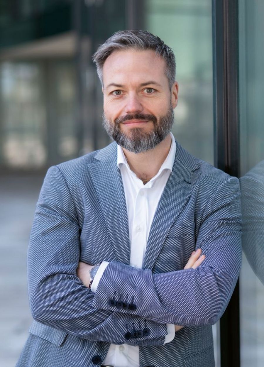Rainer Holler, Geschäftsführer der VIER GmbH Rainer Holler, Geschäftsführer der VIER GmbH