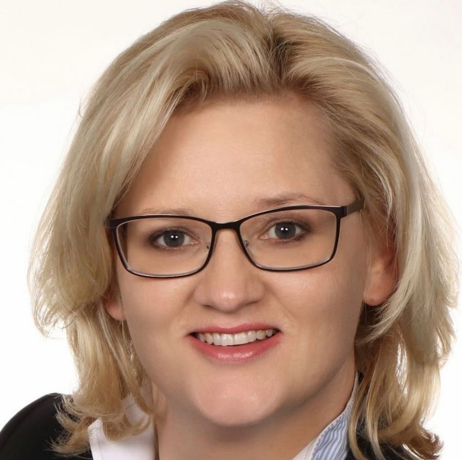 Claudia Kister, Verkaufsleiterin der MBS AG & Co KG Claudia Kister, Verkaufsleiterin der MBS AG & Co KG
