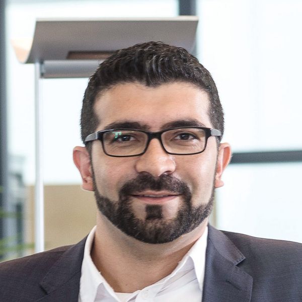 Kenan Kaya Geschäftsführer Kenan Kaya Geschäftsführer