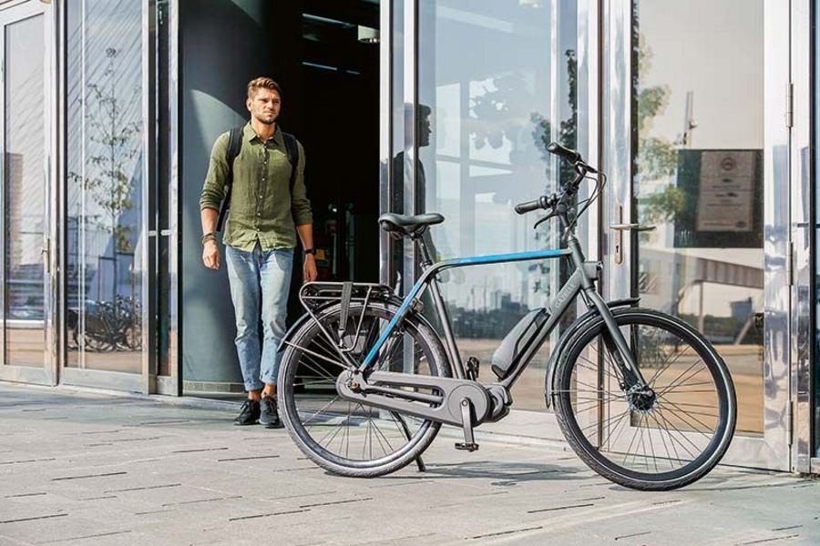 Schnell mal was erledigen: Mit dem City-E-Bike kommt man in kurzer Zeit von A nach B Schnell mal was erledigen: Mit dem City-E-Bike kommt man in kurzer Zeit von A nach B