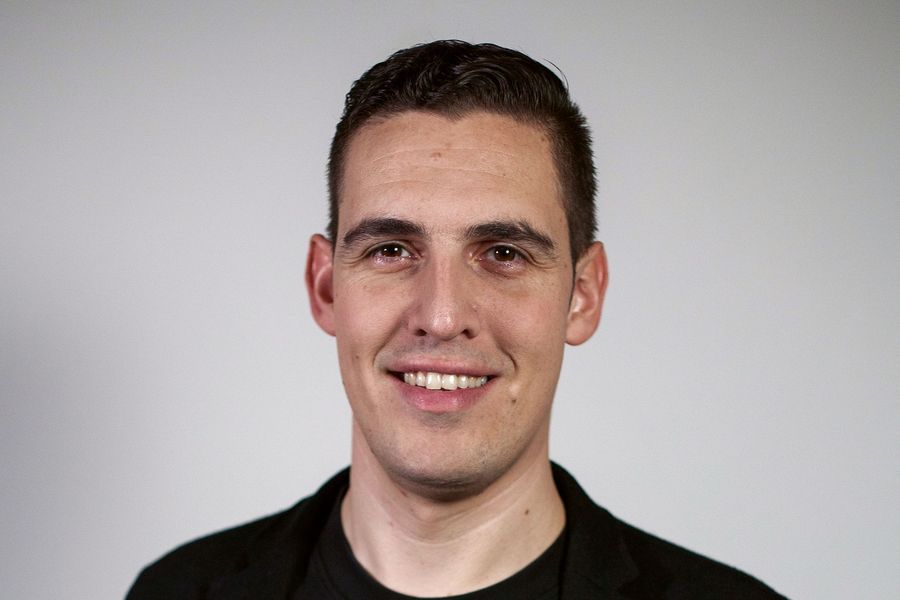 Manuel Nicolai, Vertriebsleiter der Gebr. Otto und Heinrich Müller Holzbearbeitung GmbH Manuel Nicolai, Vertriebsleiter der Gebr. Otto und Heinrich Müller Holzbearbeitung GmbH