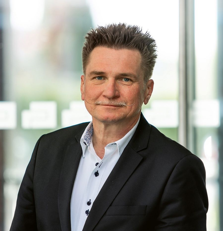 Roland Jenning, Geschäftsführer der inos Automationssoftware GmbH Roland Jenning, Geschäftsführer der inos Automationssoftware GmbH