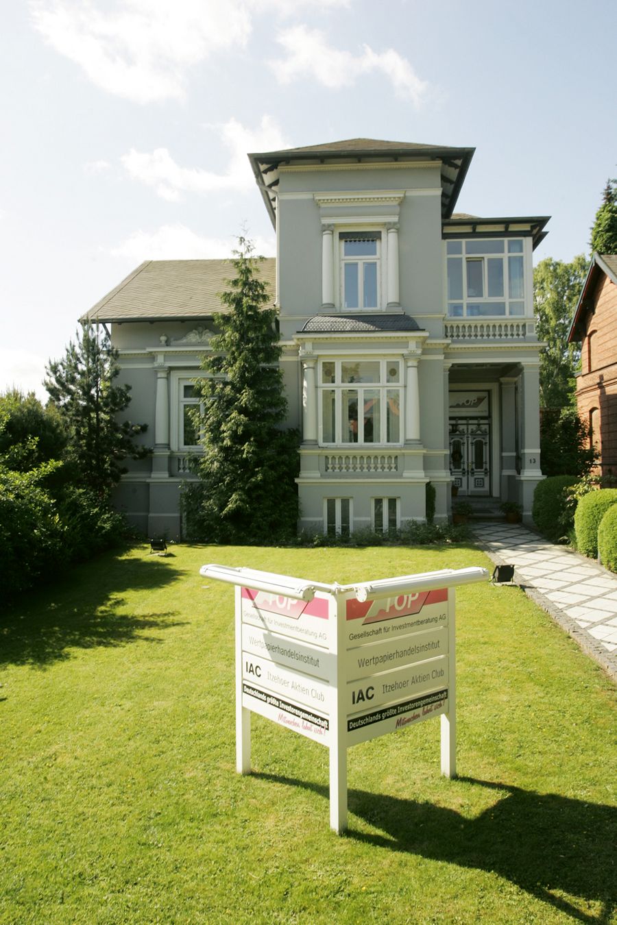 TOP Vermögensverwaltung AG Hauptsitz 