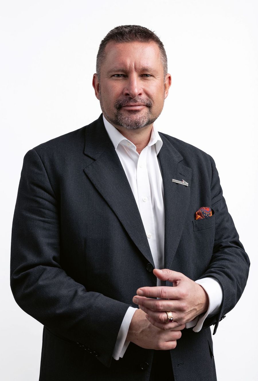 Dr. Thomas Schröck, Geschäftsführer der The Natural Gem GmbH Dr. Thomas Schröck, Geschäftsführer der The Natural Gem GmbH