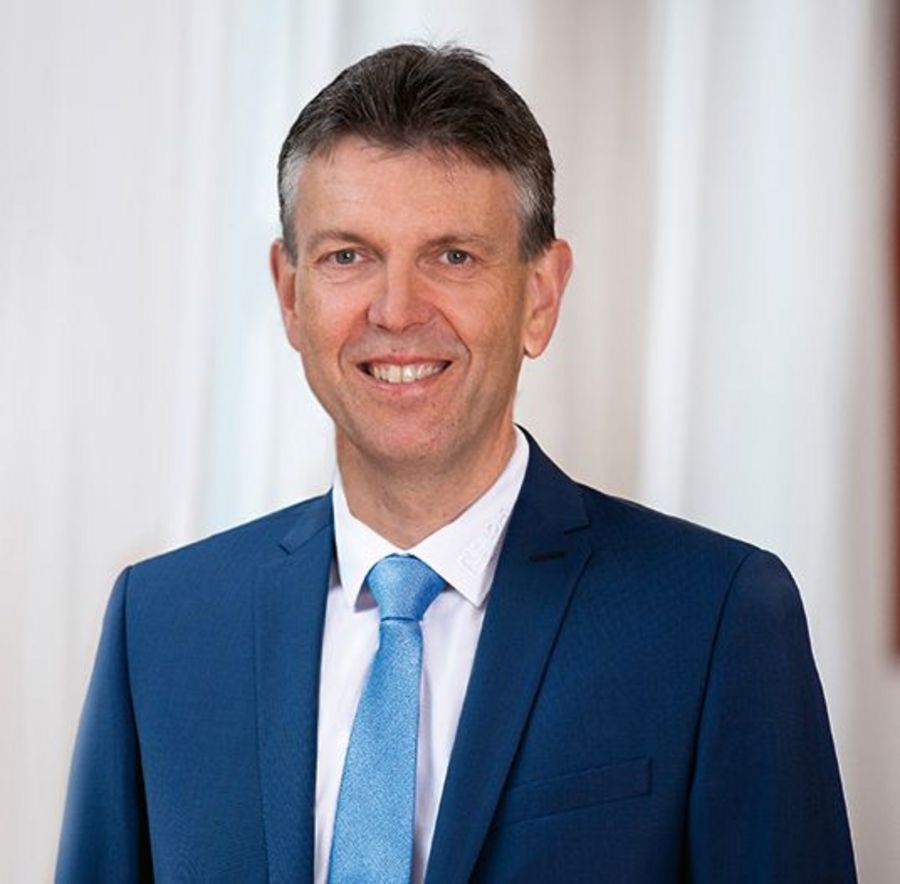 Klaus Roth, Geschäftsführer der LohrElement GmbH Klaus Roth, Geschäftsführer der LohrElement GmbH