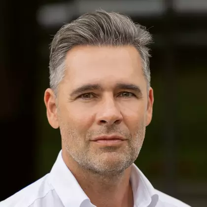 Dr. Matthias Orth