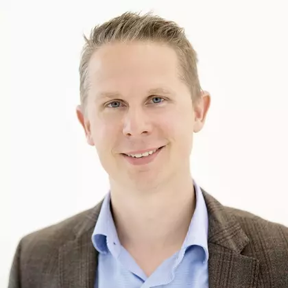 Dr. Michael Kickuth