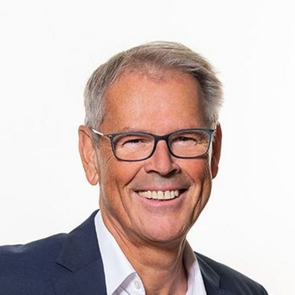 Hermann Schüller, Geschäftsführer der EWE Baskets Oldenburg Hermann Schüller, Geschäftsführer der EWE Baskets Oldenburg