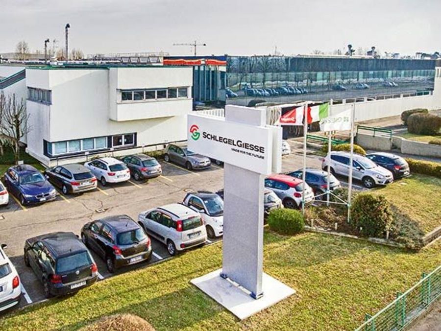 Das Hauptquartier von Giesse befindet sich in Budrio Das Hauptquartier von Giesse befindet sich in Budrio
