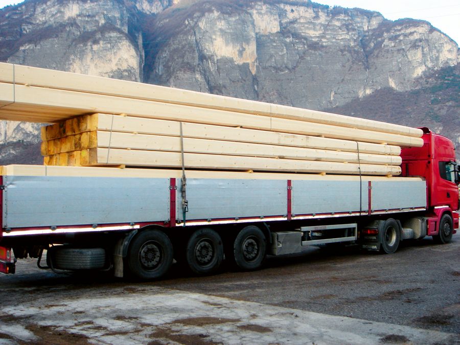 „Unser Kerngeschäft ist Massivholz“