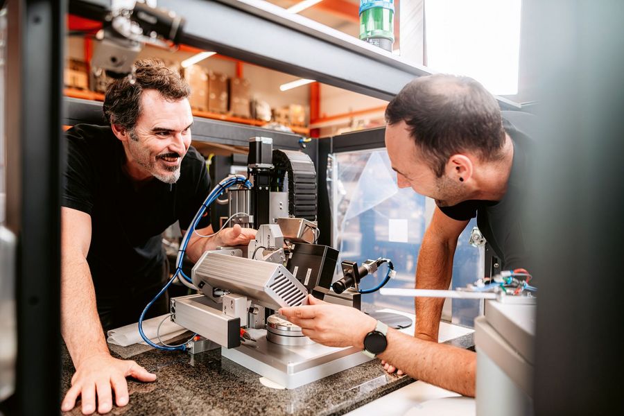 Freiberg Instruments GmbH Komplexe Technologie