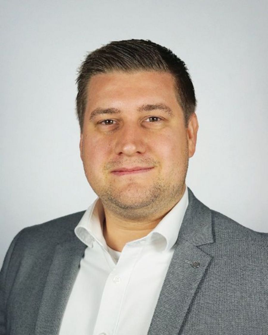 EAZY Systems GmbH Tobias Marner EAZY Systems GmbH Tobias Marner