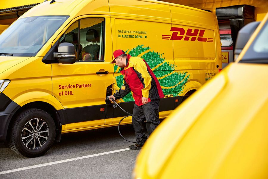 DHL Express (Austria) GmbH Zustellfahrzeug DHL Express (Austria) GmbH Zustellfahrzeug