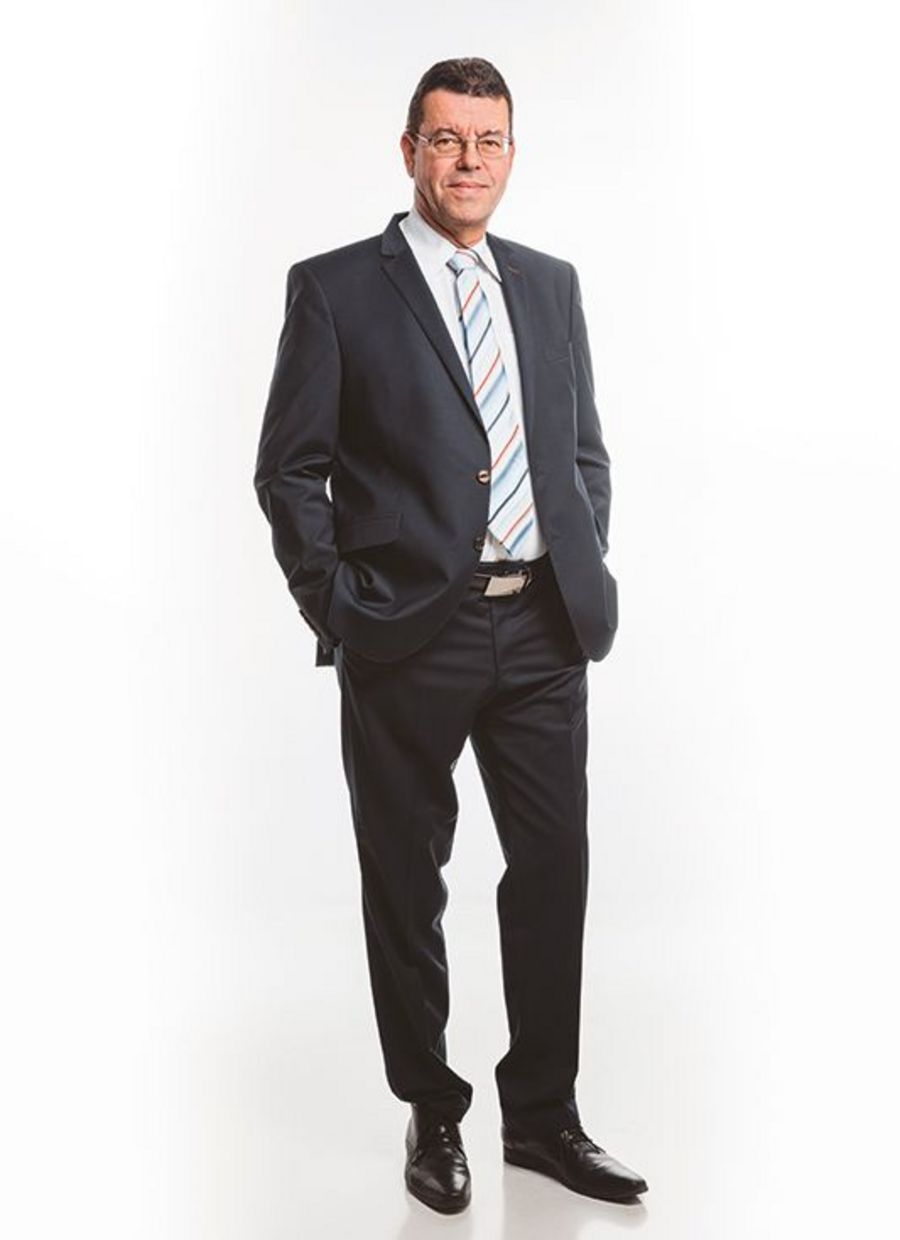 Andreas Tlustek, Vertriebsleiter der MDS Raumsysteme GmbH Andreas Tlustek, Vertriebsleiter der MDS Raumsysteme GmbH