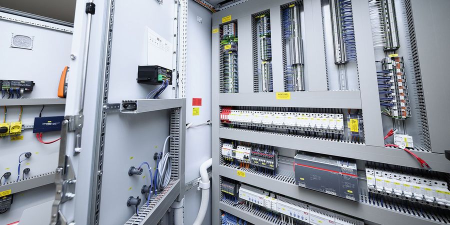Die SE Gebäudeautomation entwickelt komplexe Steuerungssysteme