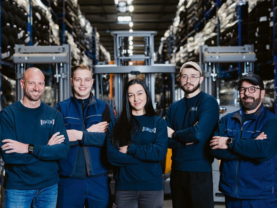 Vom Reifengroßhandel zum Systemanbieter Vom Reifengroßhandel zum Systemanbieter