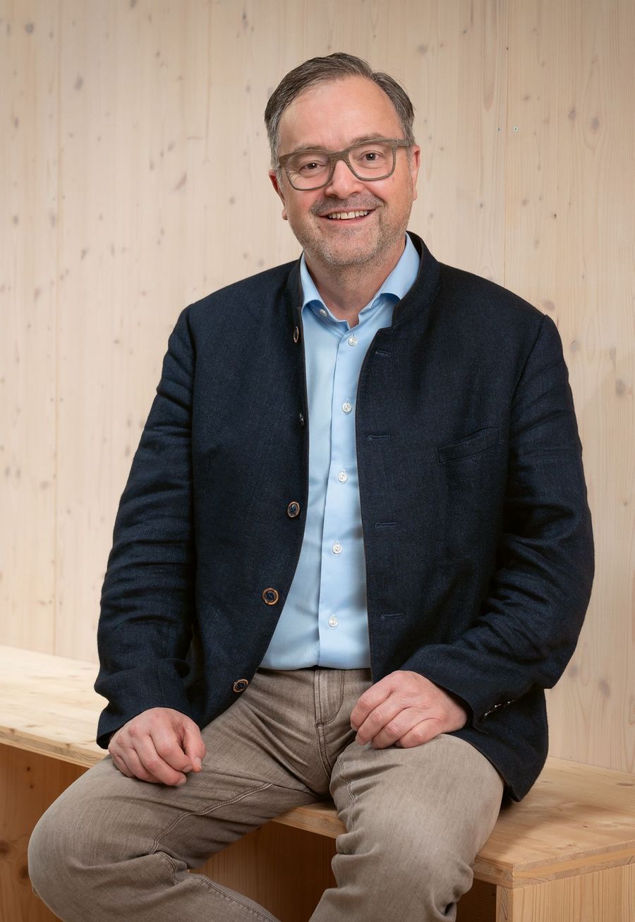 Hansjörg Steiner, Geschäftsführer der Schäfer Holzbautechnik AG Hansjörg Steiner, Geschäftsführer der Schäfer Holzbautechnik AG