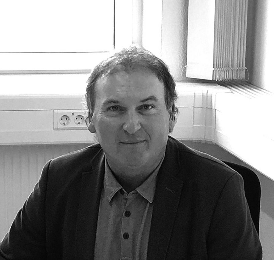 Rainer Keller, Geschäftsführer der Metalltechnik Vils GmbH Rainer Keller, Geschäftsführer der Metalltechnik Vils GmbH